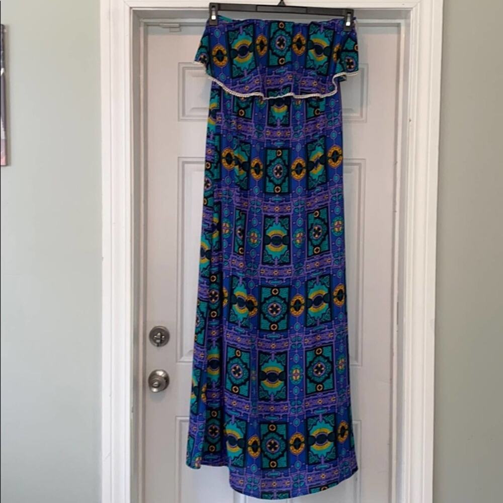 Stunning Strapless Deep Purple Ruffled Top Maxi